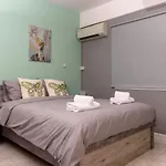 Callisto 3 Bedroom *